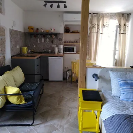 Studio Apartmani Sverko Punat Exterior photo