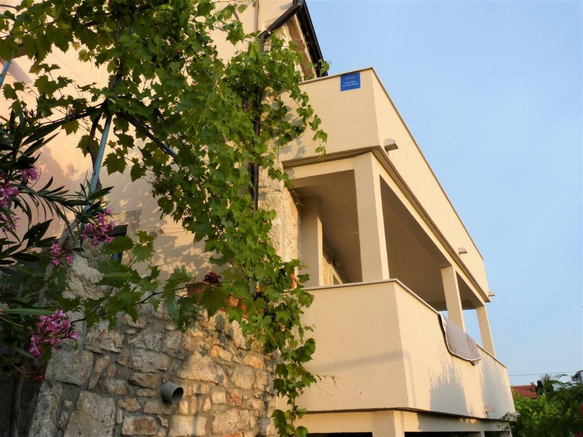 Apartman Sverko *